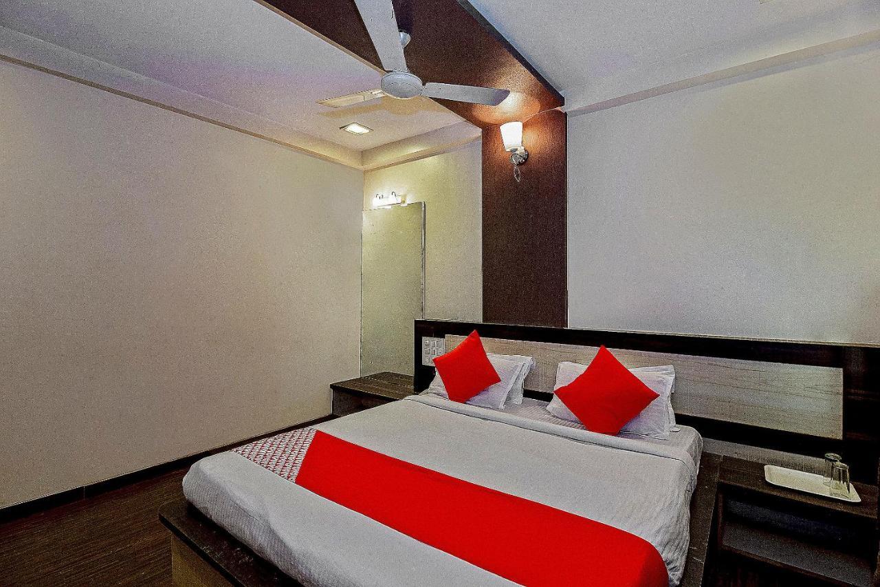 Hotel Netra Sai Shirdi Exterior photo