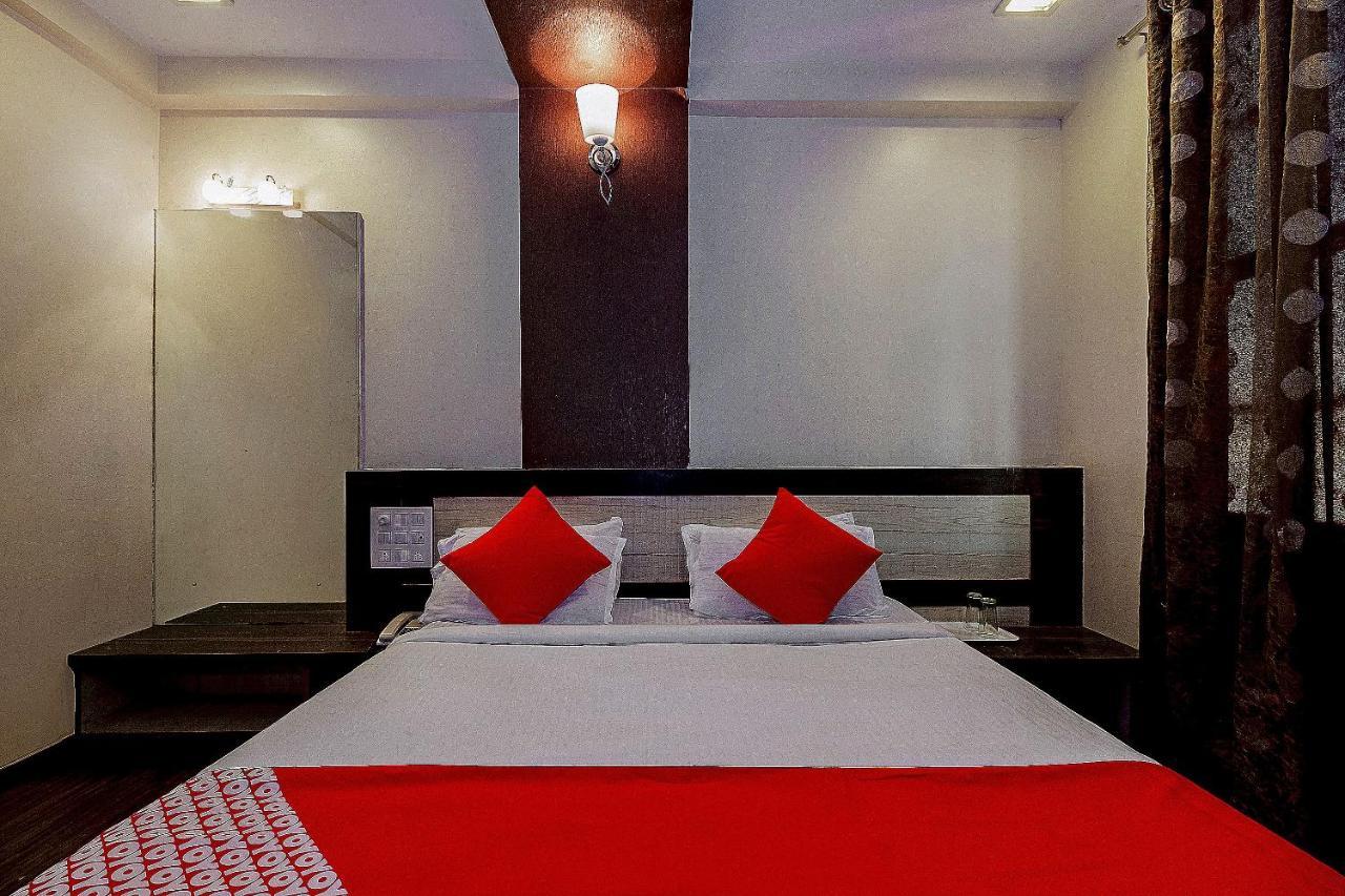 Hotel Netra Sai Shirdi Exterior photo